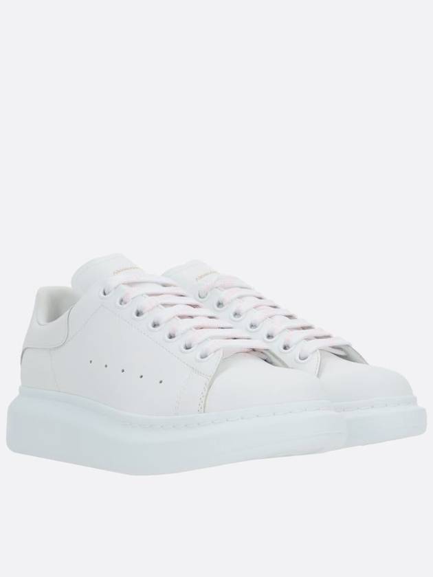 Oversized Leather Low Top Sneakers White - ALEXANDER MCQUEEN - BALAAN 3