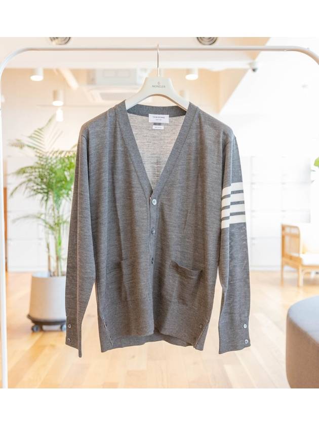 Men's Sustainable Classic Diagonal Wool Cardigan Medium Grey - THOM BROWNE - BALAAN 2