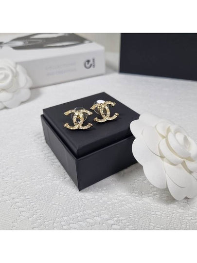 CC Logo Stud Earrings Gold - CHANEL - BALAAN 2