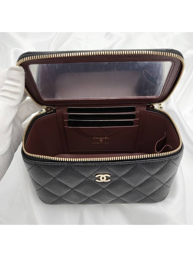 Classic Vanity Grained Calfskin Small Cross Bag Black - CHANEL - BALAAN 7