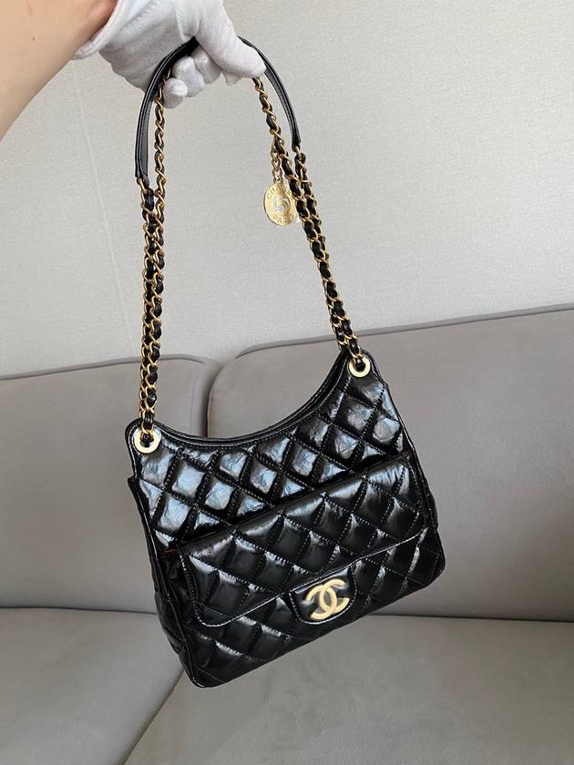 Hobo Handbag Shiny Crumpled Calfskin Gold Black - CHANEL - BALAAN 10