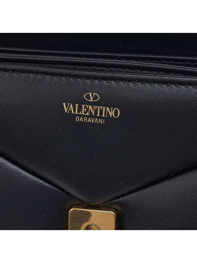 Nappa Leather One Stud Shoulder Bag Black - VALENTINO - BALAAN 11