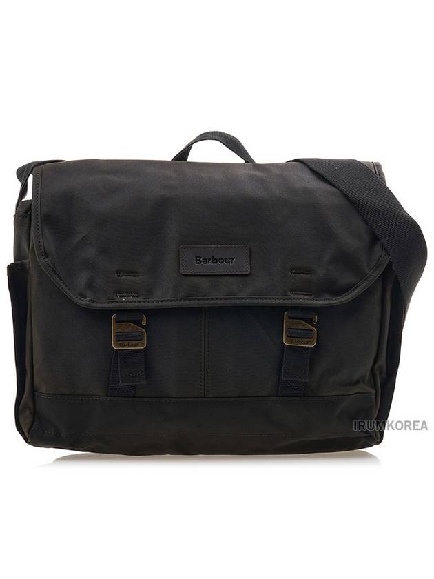 Essential Wax Messenger Bag Olive - BARBOUR - BALAAN 2