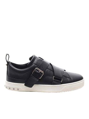 Men's Belted V-Punk Low Top Sneakers Black - VALENTINO - BALAAN 1