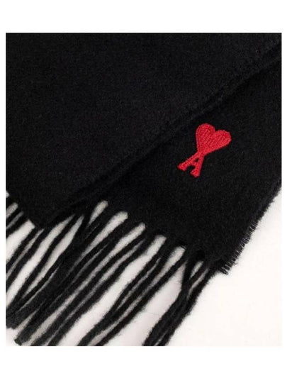 Heart embroidery muffler USF405 334 NOIR 001 - AMI - BALAAN 2