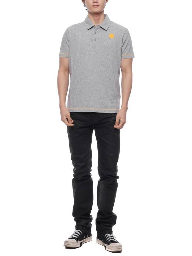 Men's Logo Patch Polo Shirt Grey - MONCLER - BALAAN 4