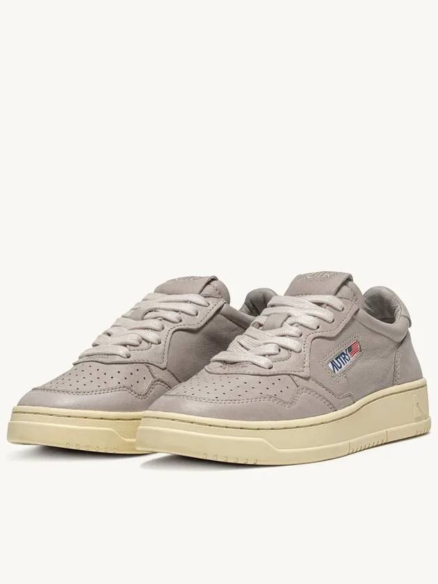 Medalist Goatskin Low Top Sneakers Grey - AUTRY - BALAAN 4