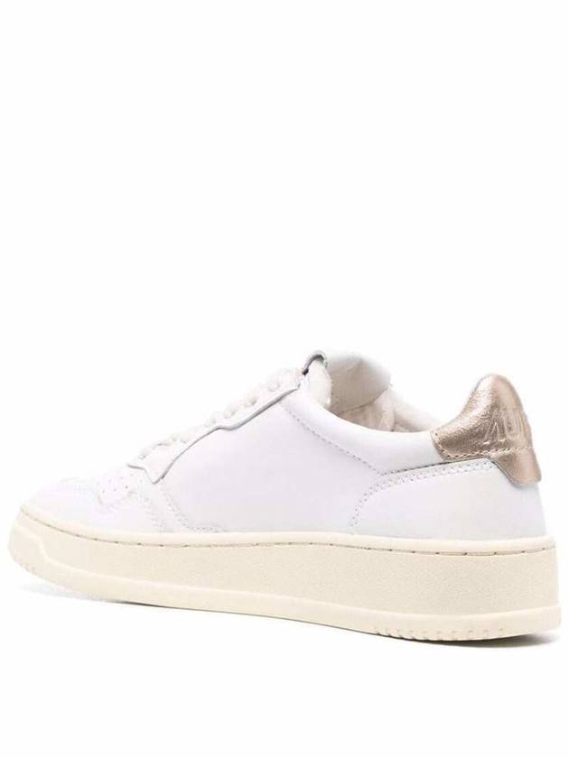 'Medalist' White Low Top Sneakers With Contrasting Heel Tab In Leather Woman - AUTRY - BALAAN 3