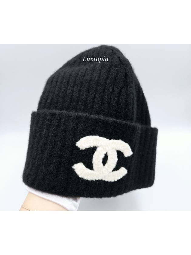 Women s Beanie 24K White CC Logo Cashmere Winter Hat Black AAA590 - CHANEL - BALAAN 1