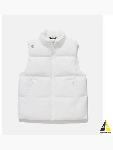 Seunghyeop Lee wearing Essential Puffer Down Vest White SP323UDV91 - DESCENTE - BALAAN 1