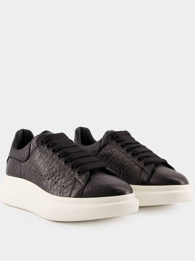 Oversized Sneakers - Alexander McQueen - Leather - Black - ALEXANDER MCQUEEN - BALAAN 2