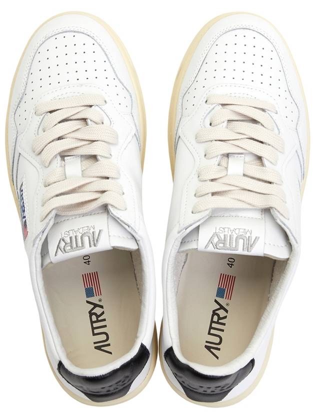 Medalist Black Tab Low Top Sneakers White - AUTRY - BALAAN 3