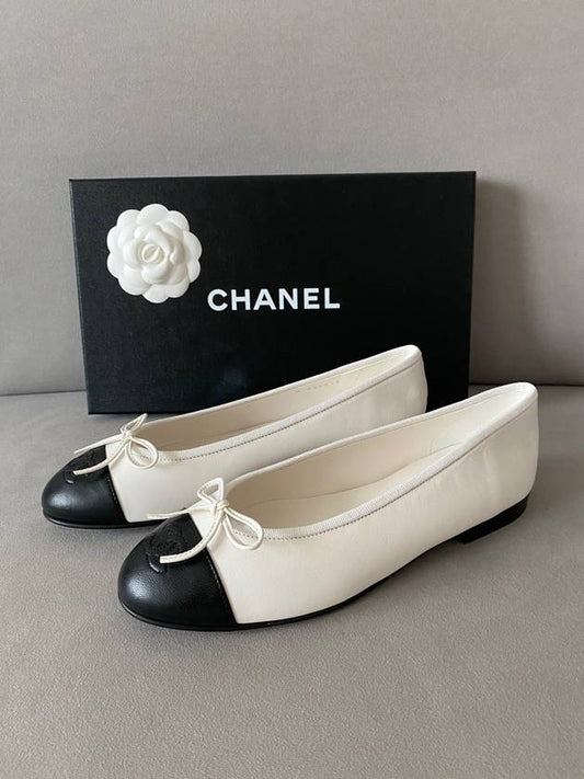 Two-tone Flat Ballerina Black White - CHANEL - BALAAN 2