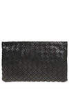 Intrecciato Medium Clutch Bag Black - BOTTEGA VENETA - BALAAN 2