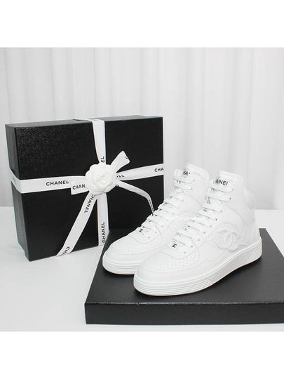 CC Logo High-Top Sneakers White - CHANEL - BALAAN 2