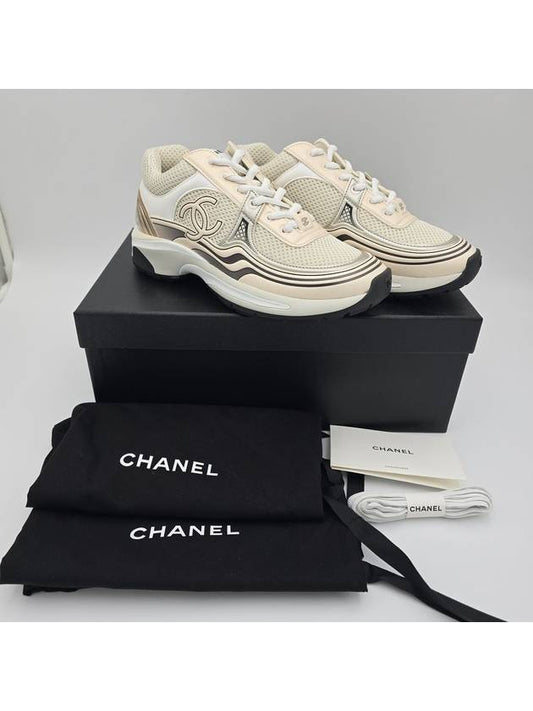 Cruise Shasix Sneakers Sneakers Shoes CC Logo Beige Gold Silver Women G45077 - CHANEL - BALAAN 2