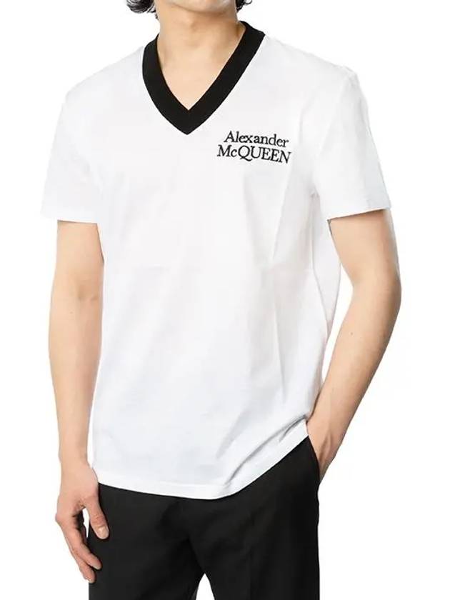 Embroiderd Logo V-neck Short Sleeve T-shirt White - ALEXANDER MCQUEEN - BALAAN 3