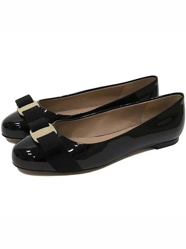 Women's Vara Bow Pumps Black - SALVATORE FERRAGAMO - BALAAN 2