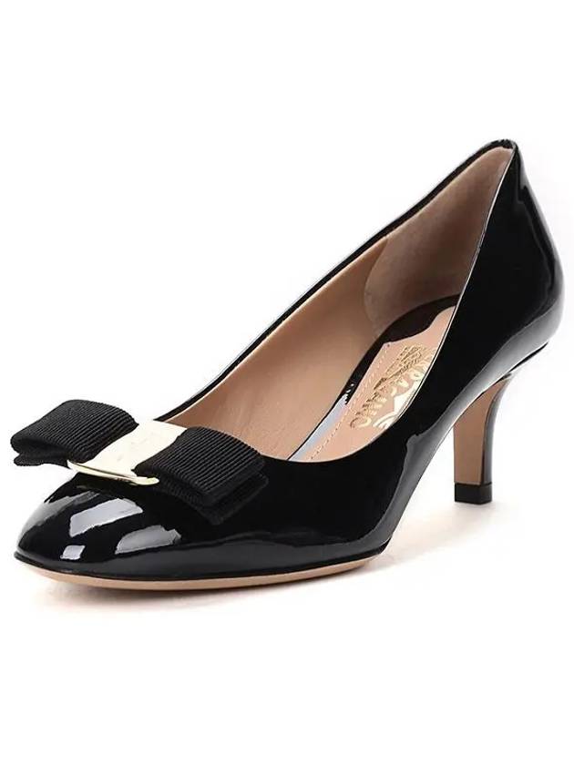 Salvatore Erice 55 Pumps Heel Black - SALVATORE FERRAGAMO - BALAAN.