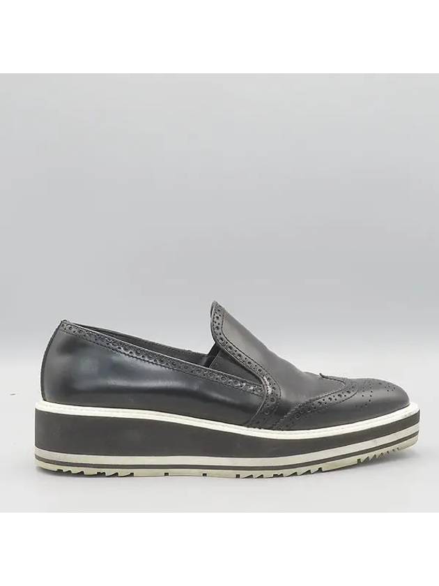 Smith Market Used Luxury Wingtip Loafers Women s Shoes - PRADA - BALAAN 3