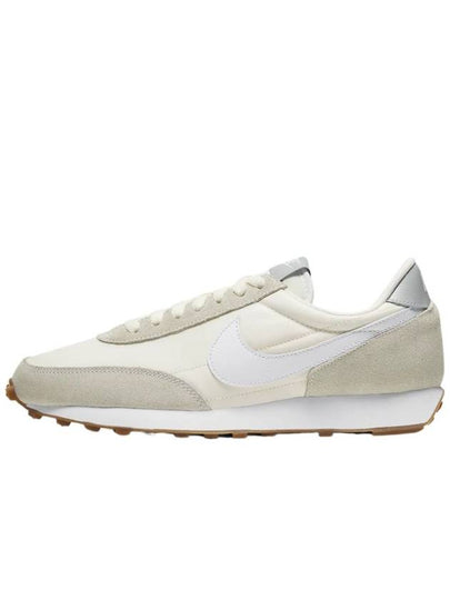 Daybreak Low Top Sneakers Ivory - NIKE - BALAAN 2