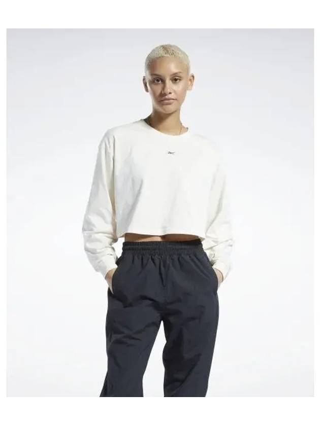 Classic Crop Long Sleeve Women s White HH9675 - REEBOK - BALAAN 2