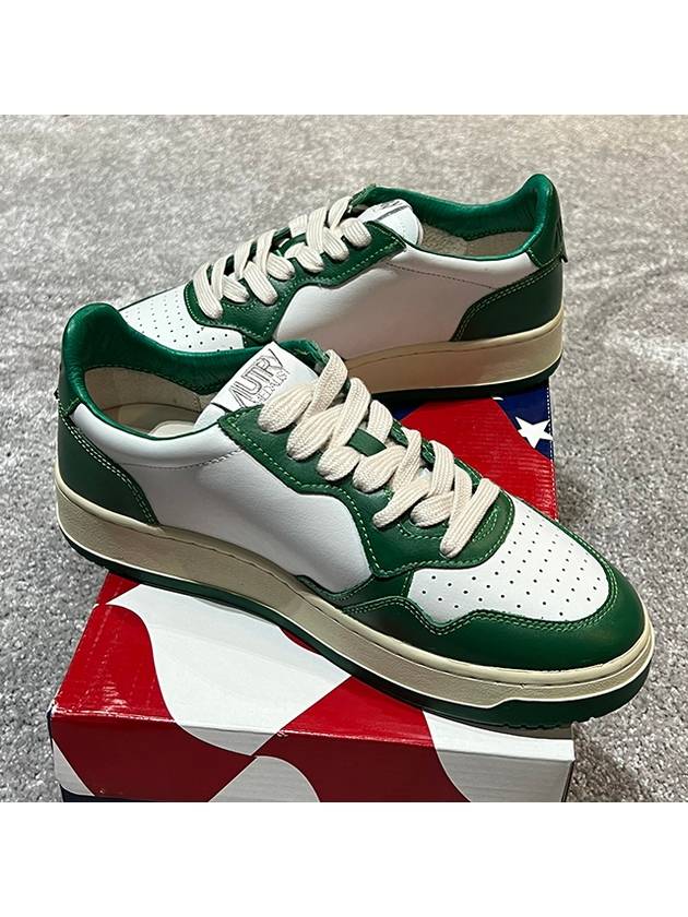 Men's Medalist Leather Low Top Sneakers Green - AUTRY - BALAAN 3