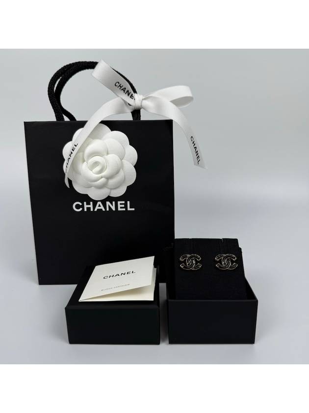 CC logo black gold earrings ABC254 - CHANEL - BALAAN 7