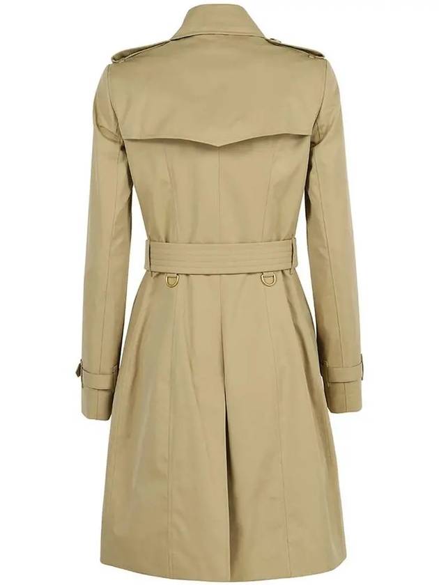 Women's Chelsea Heritage Trench Coat Beige - BURBERRY - BALAAN 4