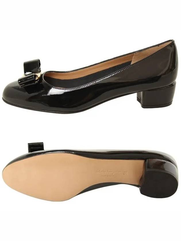 Vara Bow Patent Pumps Black - SALVATORE FERRAGAMO - BALAAN 4