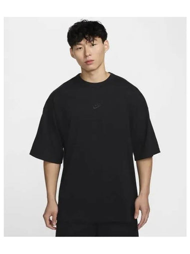 Sportswear Premium Essentials Oversized T Shirt M Black HF9607 010 - NIKE - BALAAN 1