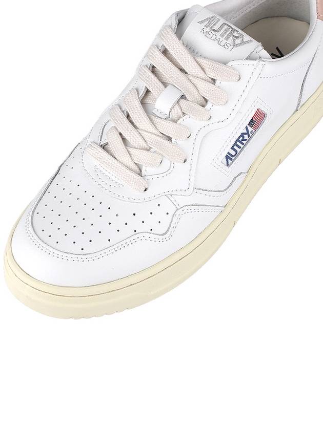 Men's Medalist Leather Low Top Sneakers White - AUTRY - BALAAN 8