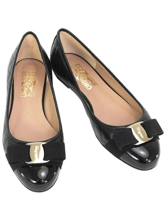 VARINAQ 1 0 quilting flat shoes black 0672100 - SALVATORE FERRAGAMO - BALAAN 1