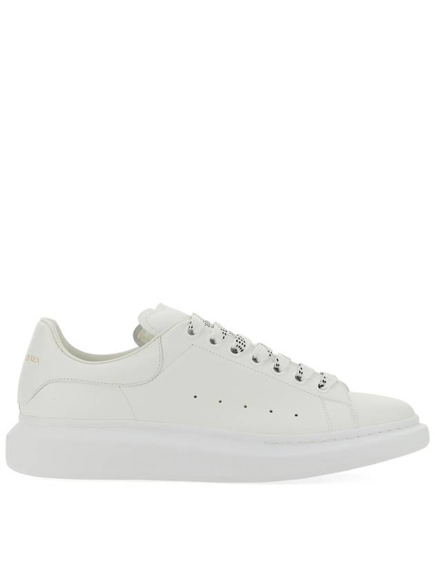 Oversized Leather Tab Low Top Sneakers White - ALEXANDER MCQUEEN - BALAAN 2