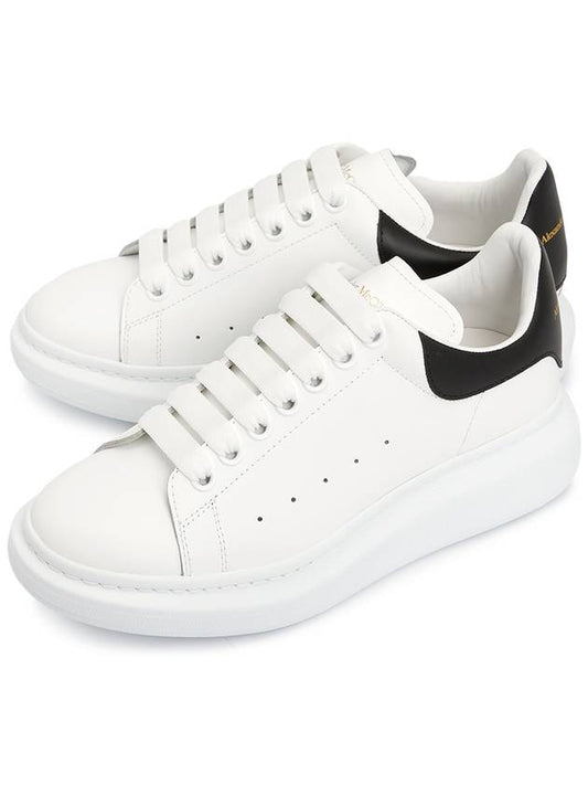 Oversized Leather Black Tab Low Top Sneakers White - ALEXANDER MCQUEEN - BALAAN 2