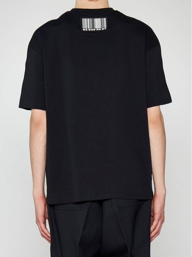 Rubber Barcode Patch Short Sleeve T-Shirt Black - VETEMENTS - BALAAN 9