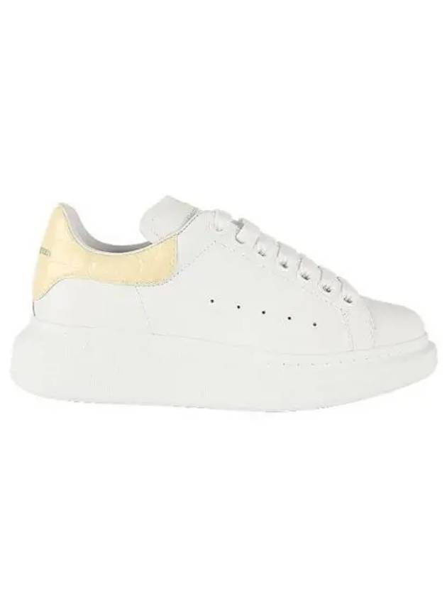 Women's Oversole Crocodile Low Top Sneakers White Calico - ALEXANDER MCQUEEN - BALAAN 2