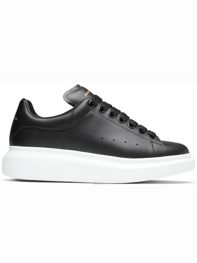 Oversized Leather Low Top Sneakers Black - ALEXANDER MCQUEEN - BALAAN 2