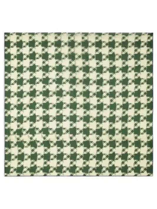 Houndstooth Silk Scarf Green - BURBERRY - BALAAN 2