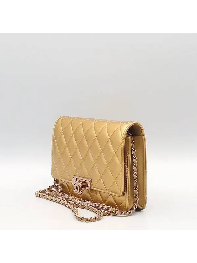 A80766 Crossbody Bag - CHANEL - BALAAN 3