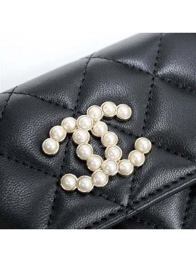 24SS PreCollection Pearl CC Classic Snap Card Wallet Lamb Skin AP3813 B15723 94305 - CHANEL - BALAAN 9