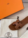 Oran Sandals Gold H021056Z 38 - HERMES - BALAAN 3