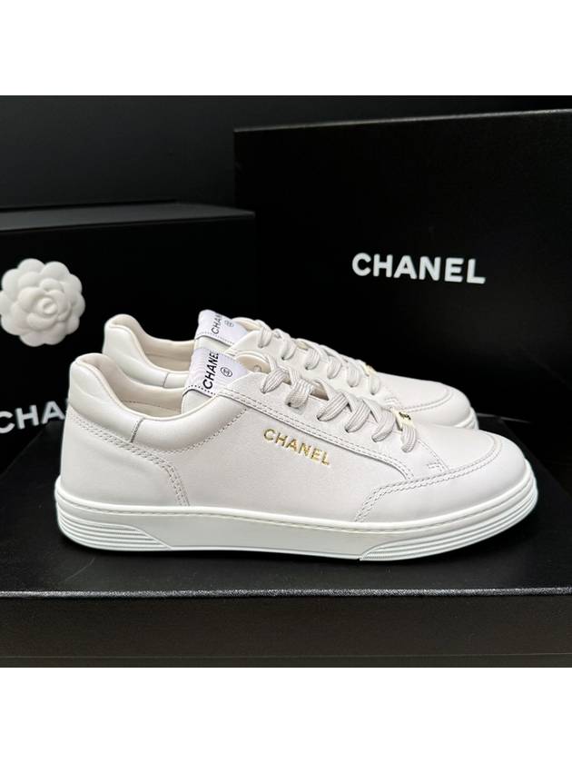 Men's Sneakers Calfskin Bold Lettering Superior - CHANEL - BALAAN 4