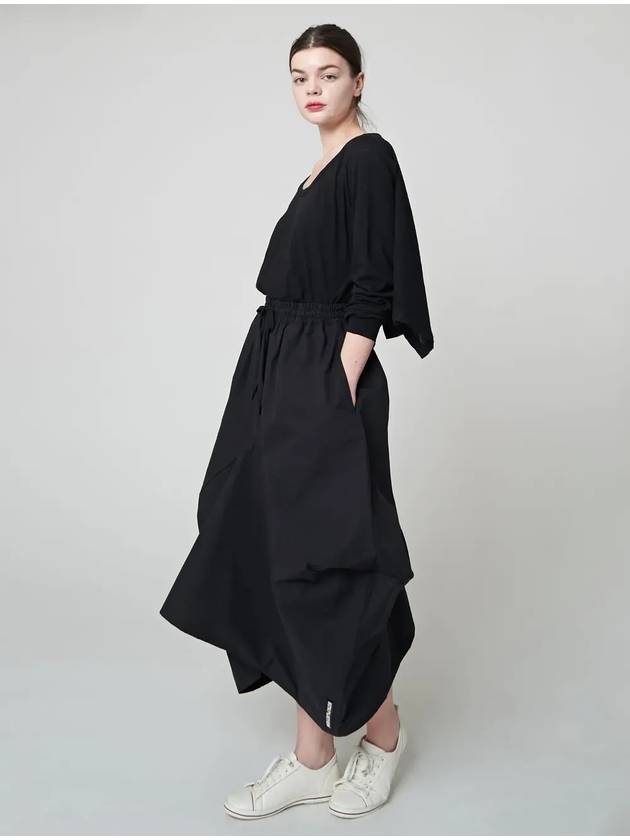 Panel Flare A-line Skirt Black - ATHPLATFORM - BALAAN 2