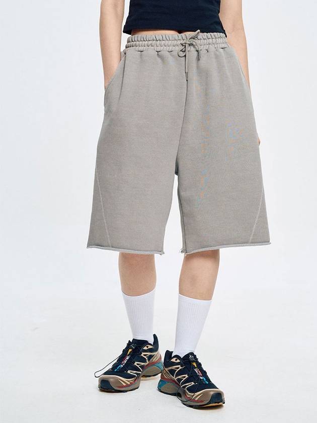 Rough cut pigment washed Bermuda pants _ Gray - MOO - BALAAN 1