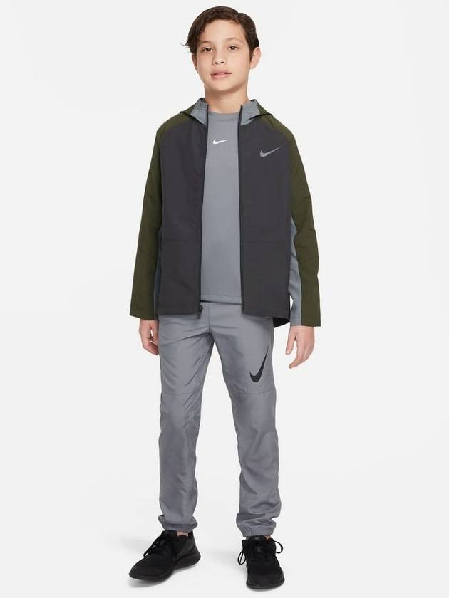 Kids Windbreaker Jacket DO7095 060 Charcoal Olive 160 L Asian Fit - NIKE - BALAAN 5