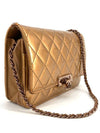 Patent woc mini bag cross - CHANEL - BALAAN 3