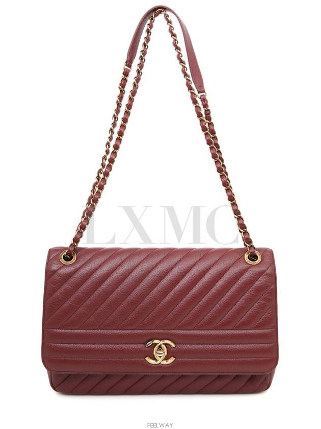 Diagonal Chevron Quilted Chain Flap Shoulder Bag Red Gold - CHANEL - BALAAN 5