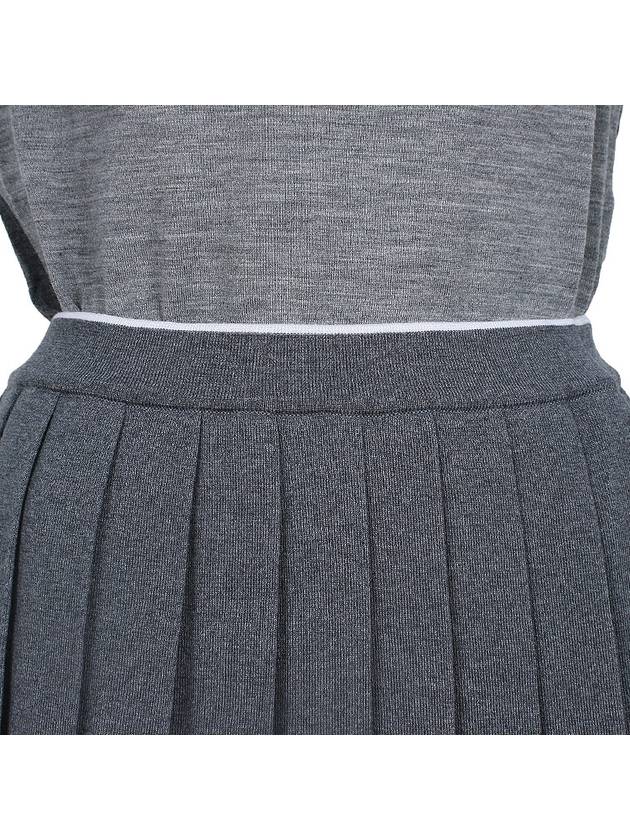 Full Needle Stitch Merino Wool Tipping Pleated Skirt Grey - THOM BROWNE - BALAAN 6