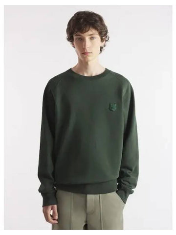 Men s Foxhead Patch Oversized Boxy Fit Raglan Sweatshirt Ranger Green Domestic Product GM0024081642873 - MAISON KITSUNE - BALAAN 1